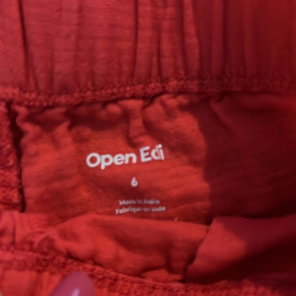 Shorts - Picture 2 of 3